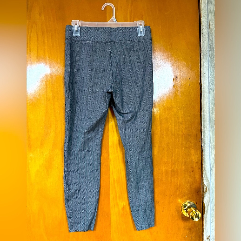 High Rise Straight fitted Legged Pants.